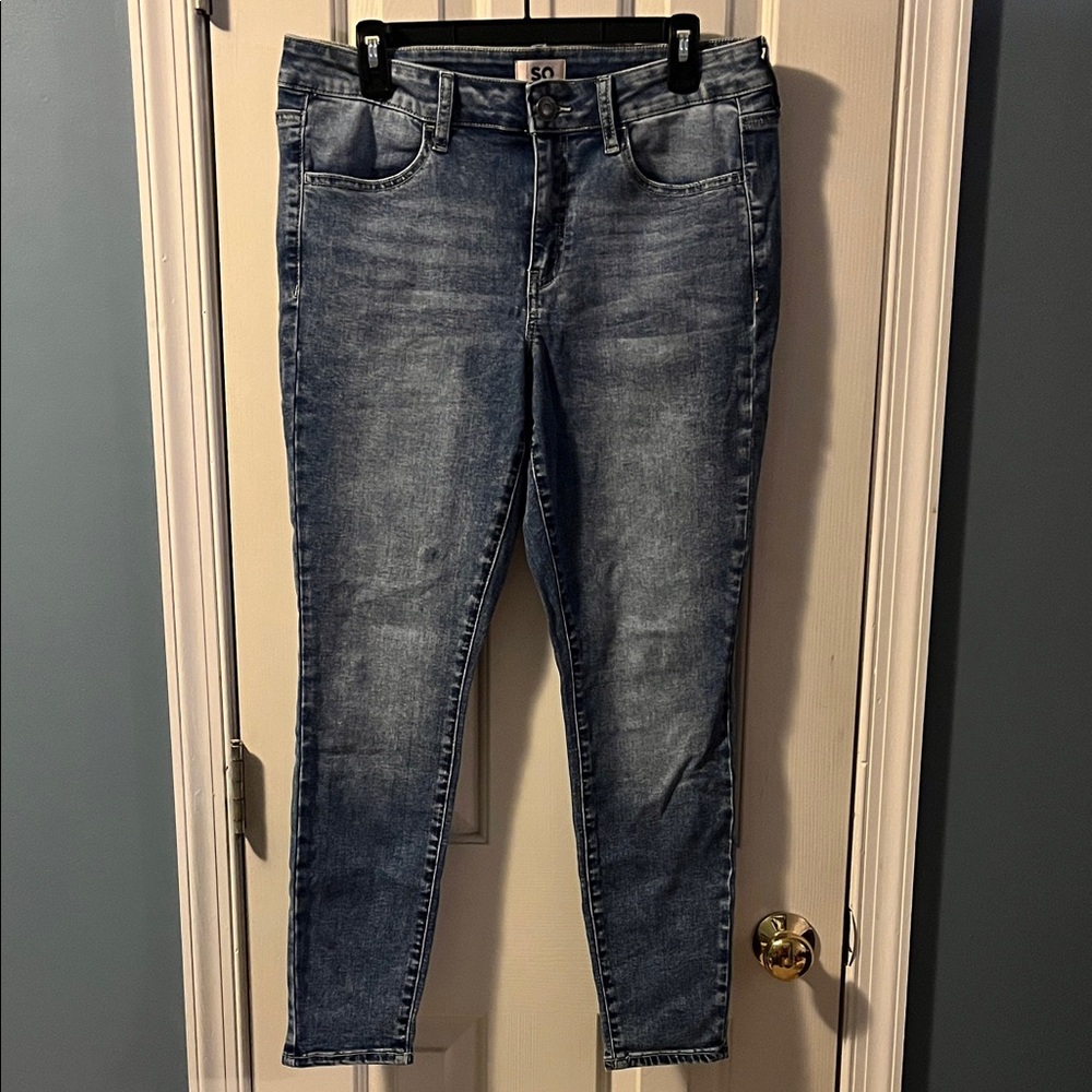 SO Women's Classic Blue Skinny Jeans
